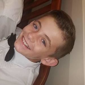 Meet your Posher, Ethan